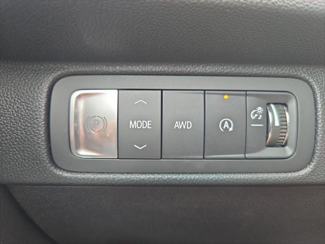 new 2025 Chevrolet Traverse car, priced at $46,320