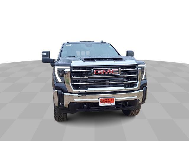 new 2025 GMC Sierra 3500 car, priced at $73,215