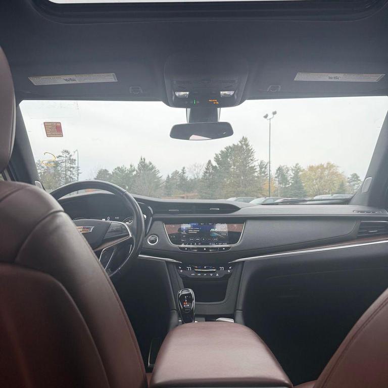 used 2021 Cadillac XT5 car, priced at $31,980