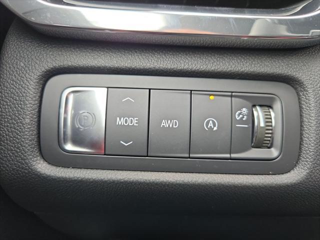 new 2025 GMC Acadia car, priced at $48,280