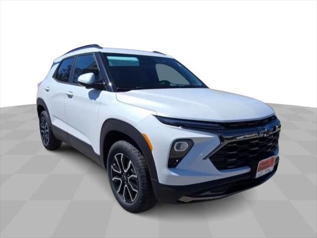 new 2025 Chevrolet TrailBlazer car, priced at $32,180