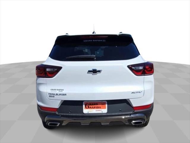 new 2025 Chevrolet TrailBlazer car, priced at $32,180