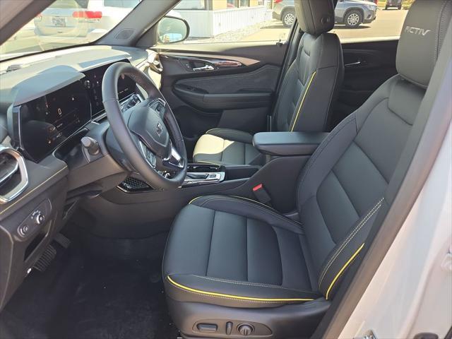 new 2025 Chevrolet TrailBlazer car, priced at $32,180