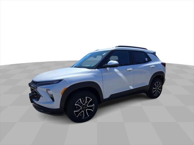 new 2025 Chevrolet TrailBlazer car, priced at $32,180