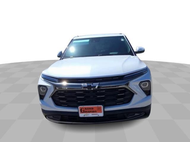 new 2025 Chevrolet TrailBlazer car, priced at $32,180