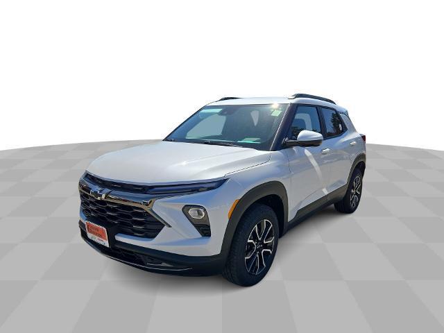 new 2025 Chevrolet TrailBlazer car, priced at $32,180