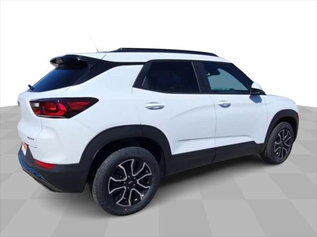 new 2025 Chevrolet TrailBlazer car, priced at $32,180