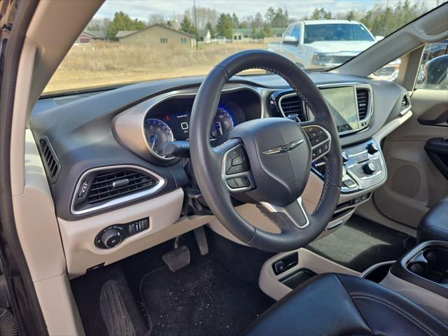 used 2023 Chrysler Pacifica car, priced at $23,701