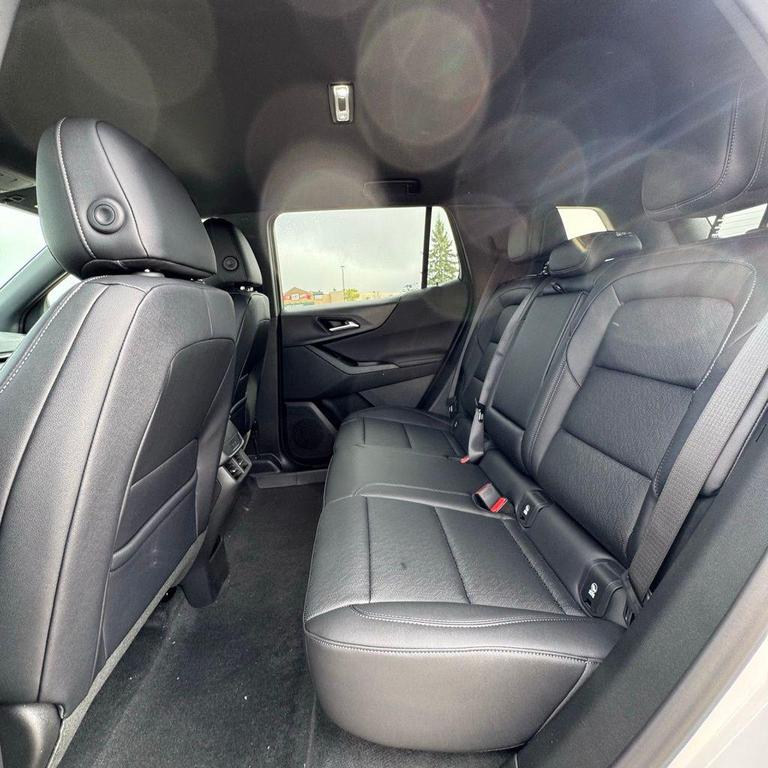 new 2026 Chevrolet Equinox car, priced at $32,870