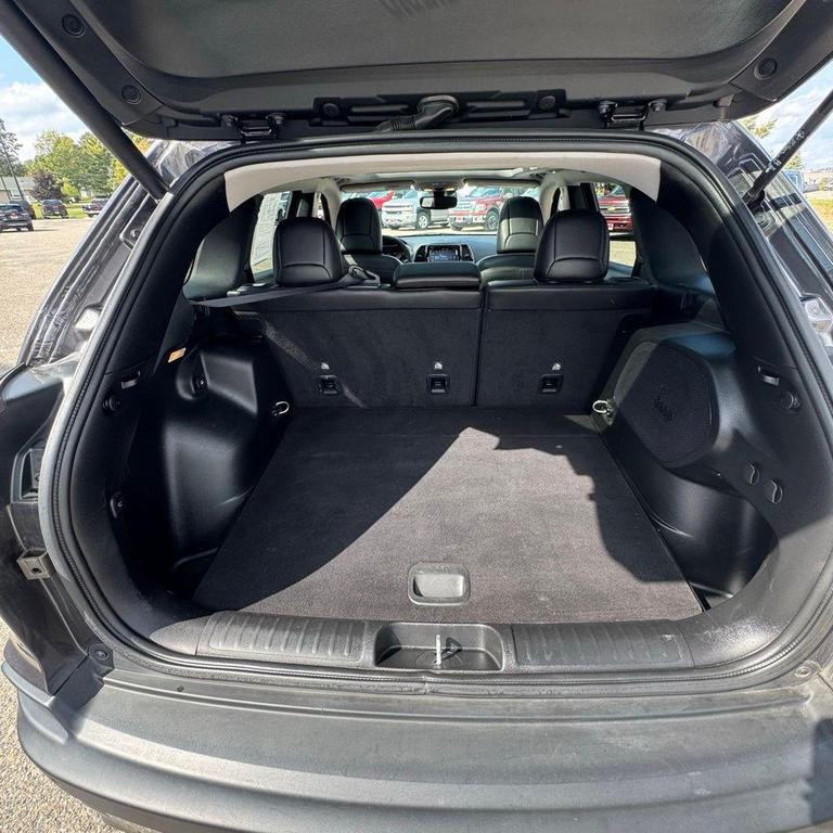 used 2021 Jeep Cherokee car, priced at $22,394