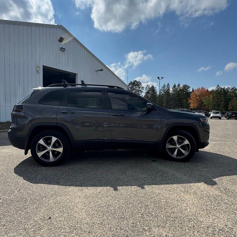 used 2021 Jeep Cherokee car, priced at $22,394