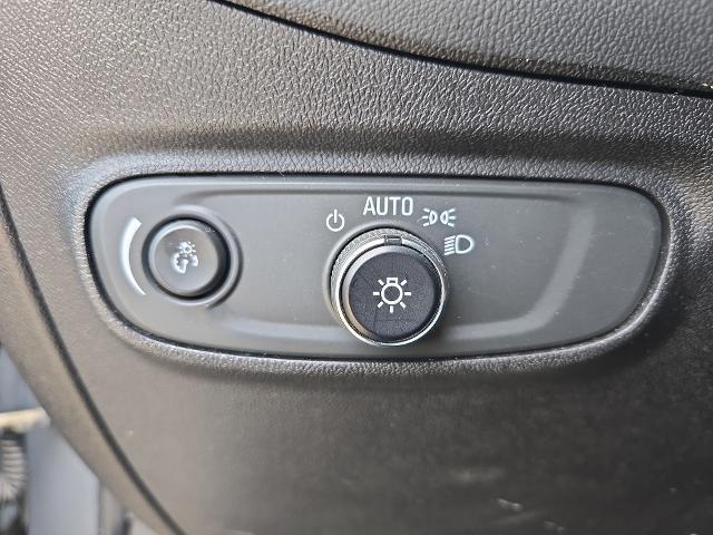used 2018 Chevrolet Equinox car, priced at $15,721