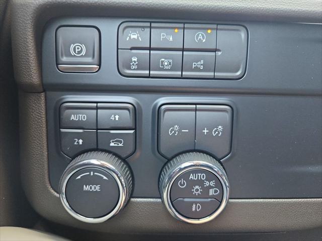 new 2025 Chevrolet Suburban car, priced at $70,380