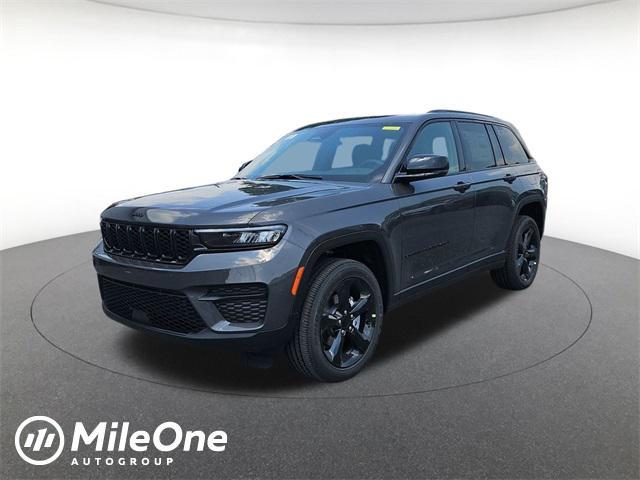 new 2025 Jeep Grand Cherokee car, priced at $40,013