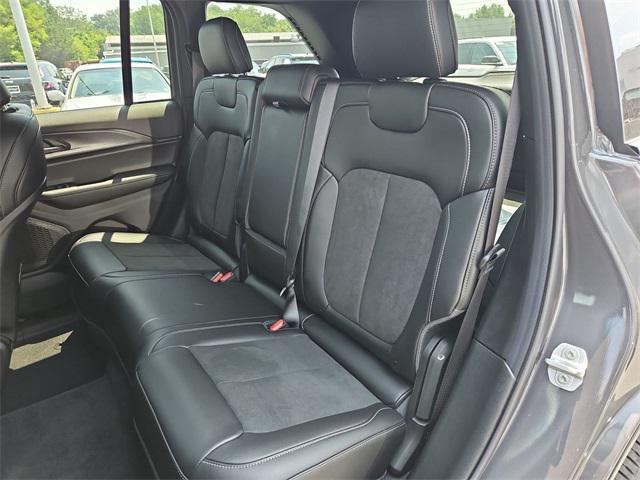 new 2025 Jeep Grand Cherokee car, priced at $41,513