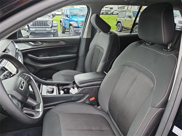 used 2023 Jeep Grand Cherokee car, priced at $28,500