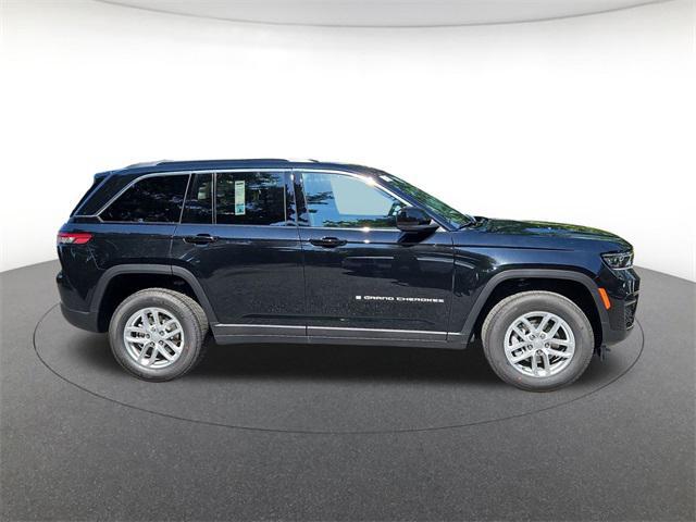 new 2025 Jeep Grand Cherokee car, priced at $38,606
