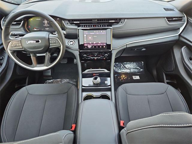 new 2025 Jeep Grand Cherokee car, priced at $38,606