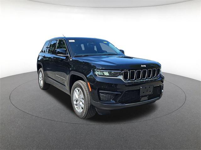 new 2025 Jeep Grand Cherokee car, priced at $38,606