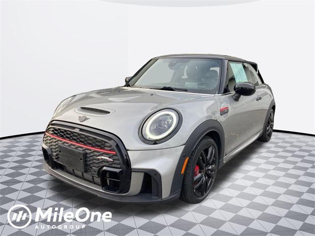 used 2023 MINI Hardtop car, priced at $31,000