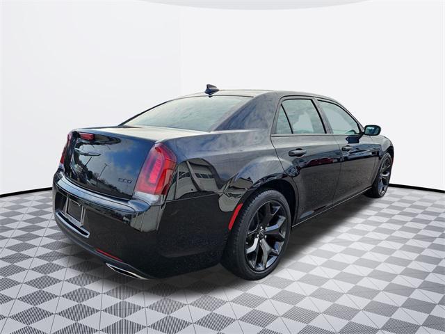 used 2022 Chrysler 300 car, priced at $24,400