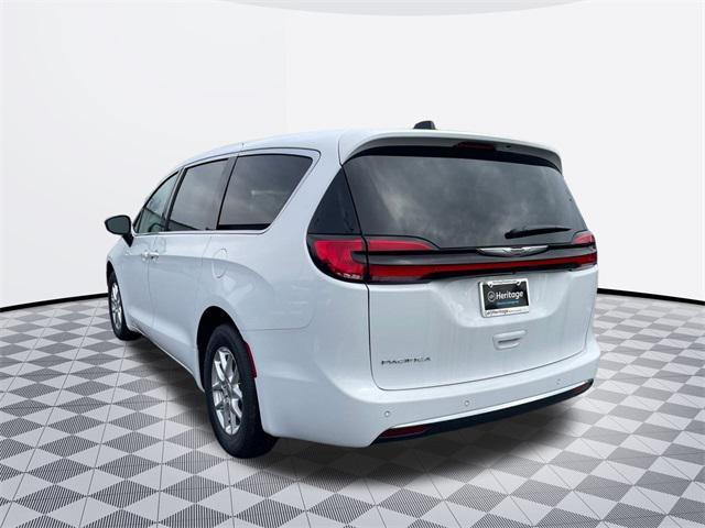 new 2024 Chrysler Pacifica car, priced at $40,314