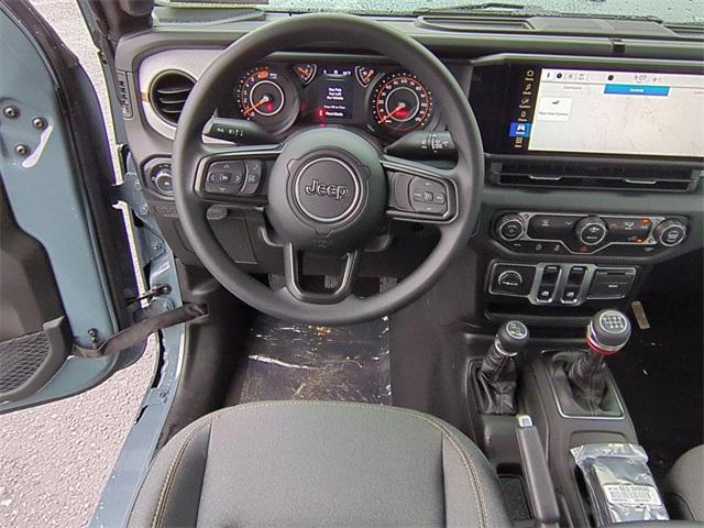 new 2025 Jeep Wrangler car, priced at $31,046