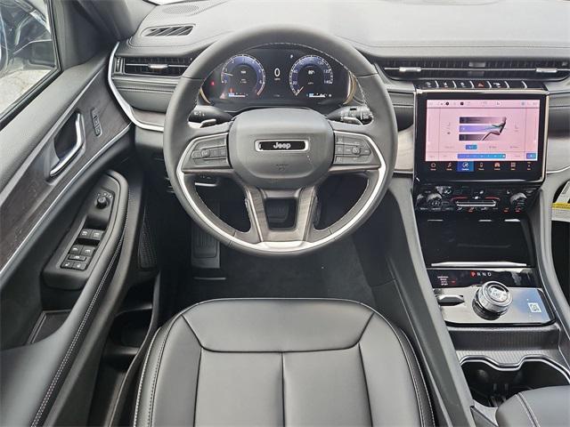 new 2025 Jeep Grand Cherokee car, priced at $39,919