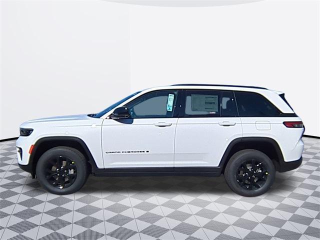 new 2025 Jeep Grand Cherokee car, priced at $41,047