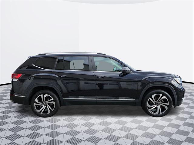 used 2022 Volkswagen Atlas car, priced at $30,000