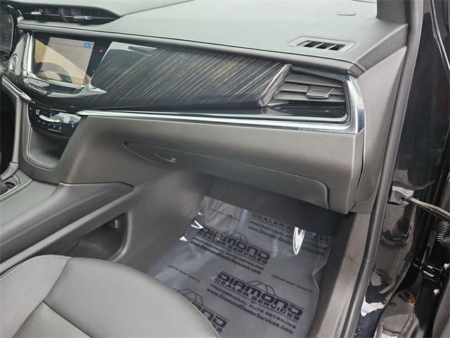 used 2021 Cadillac XT6 car, priced at $32,000