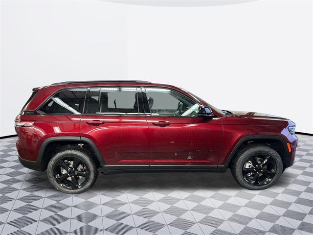 new 2025 Jeep Grand Cherokee car, priced at $46,458