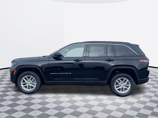 new 2025 Jeep Grand Cherokee car, priced at $40,471