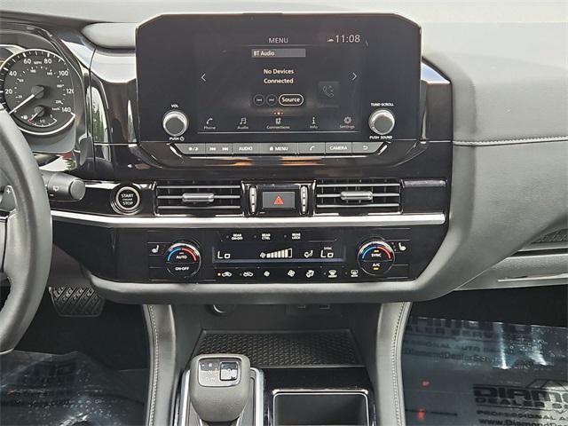 used 2022 Nissan Pathfinder car, priced at $26,000