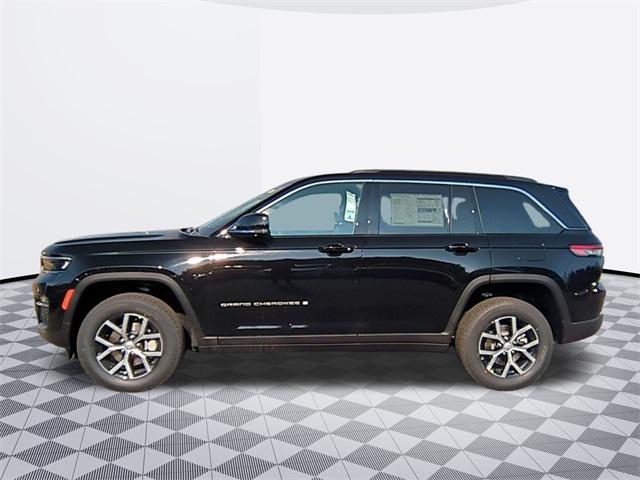 new 2025 Jeep Grand Cherokee car, priced at $41,742