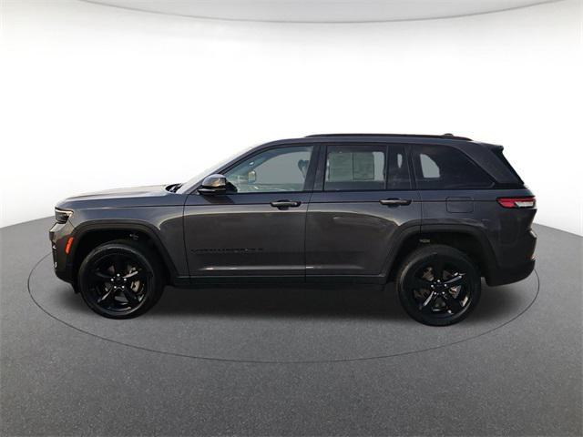 used 2022 Jeep Grand Cherokee car, priced at $27,500