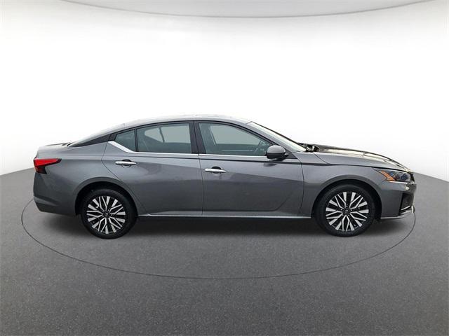used 2023 Nissan Altima car, priced at $19,850