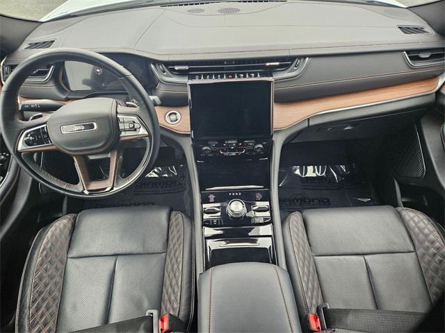used 2023 Jeep Grand Cherokee car