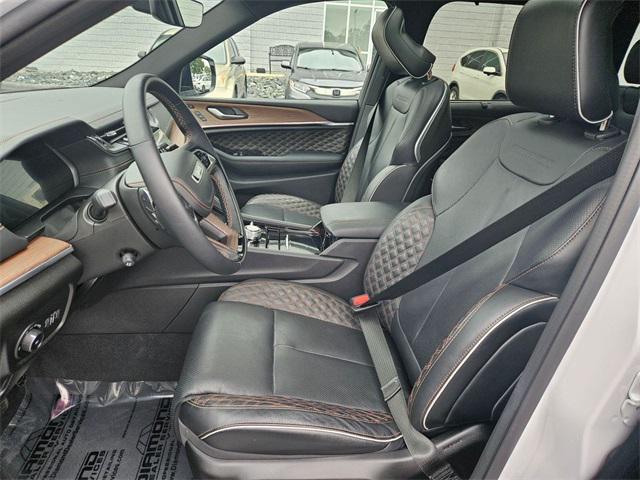 used 2023 Jeep Grand Cherokee car