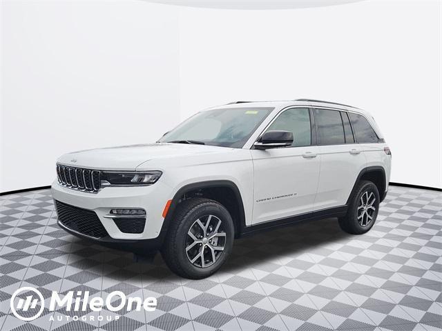 new 2025 Jeep Grand Cherokee car, priced at $46,698