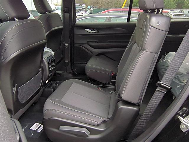 new 2025 Jeep Grand Cherokee L car, priced at $40,715