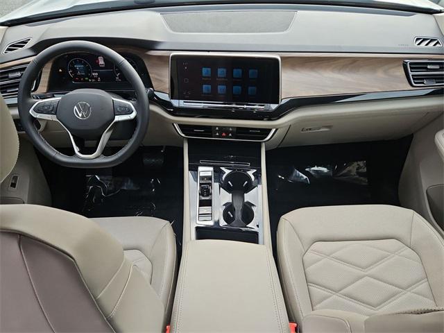used 2025 Volkswagen Atlas car, priced at $37,500