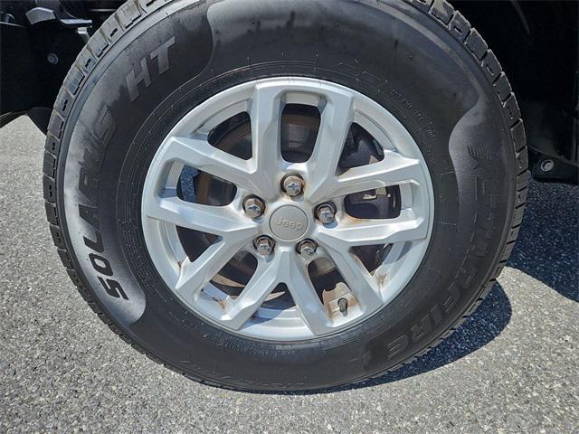 used 2023 Jeep Gladiator car, priced at $29,300