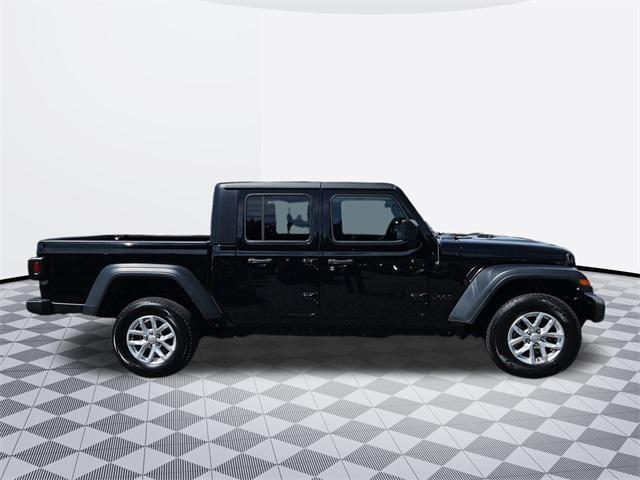 used 2023 Jeep Gladiator car, priced at $29,300