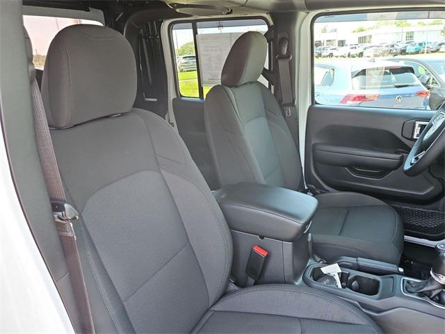 used 2023 Jeep Gladiator car, priced at $31,200