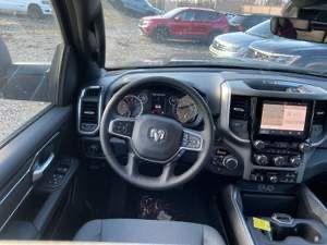 new 2025 Ram 1500 car, priced at $44,052