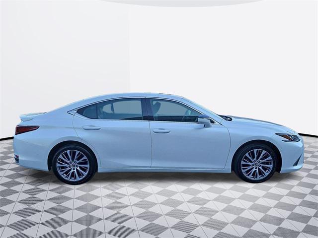 used 2021 Lexus ES 250 car, priced at $27,800