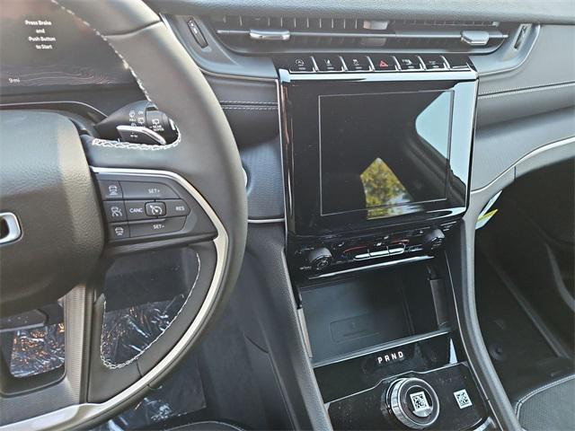 new 2025 Jeep Grand Cherokee car, priced at $40,908