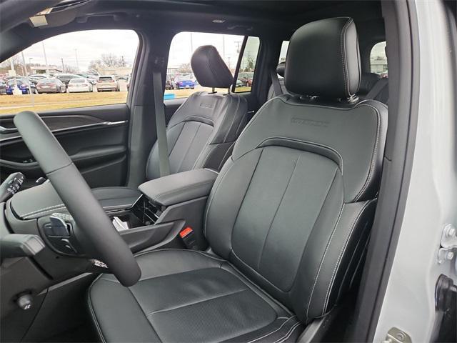 used 2024 Jeep Grand Cherokee car