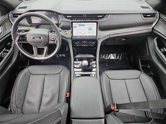 used 2024 Jeep Grand Cherokee car